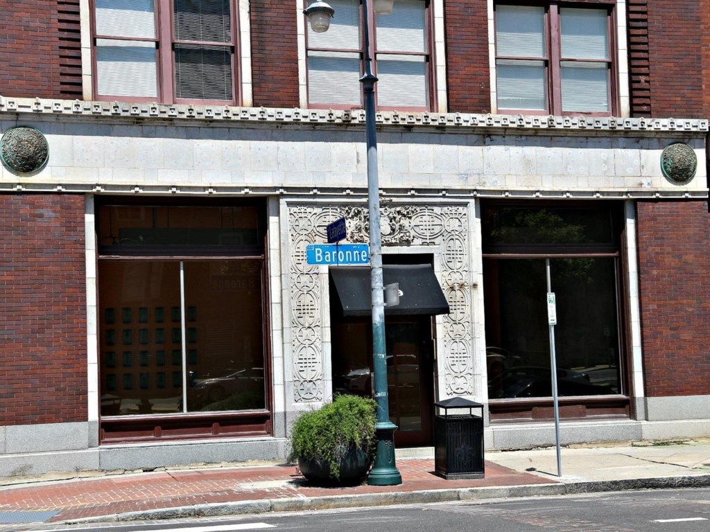 909 Lafayette Condos