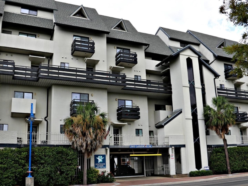 Illustration of Luxury Oceanfront Condos In New Orleans