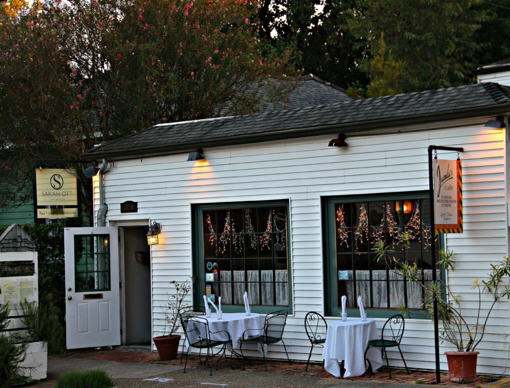 Restaurant on Maple Street